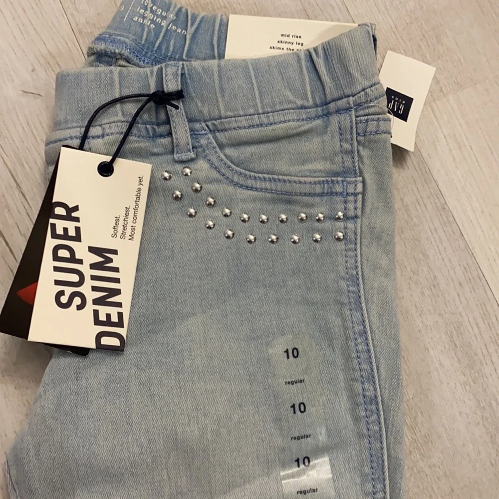GAP light wash